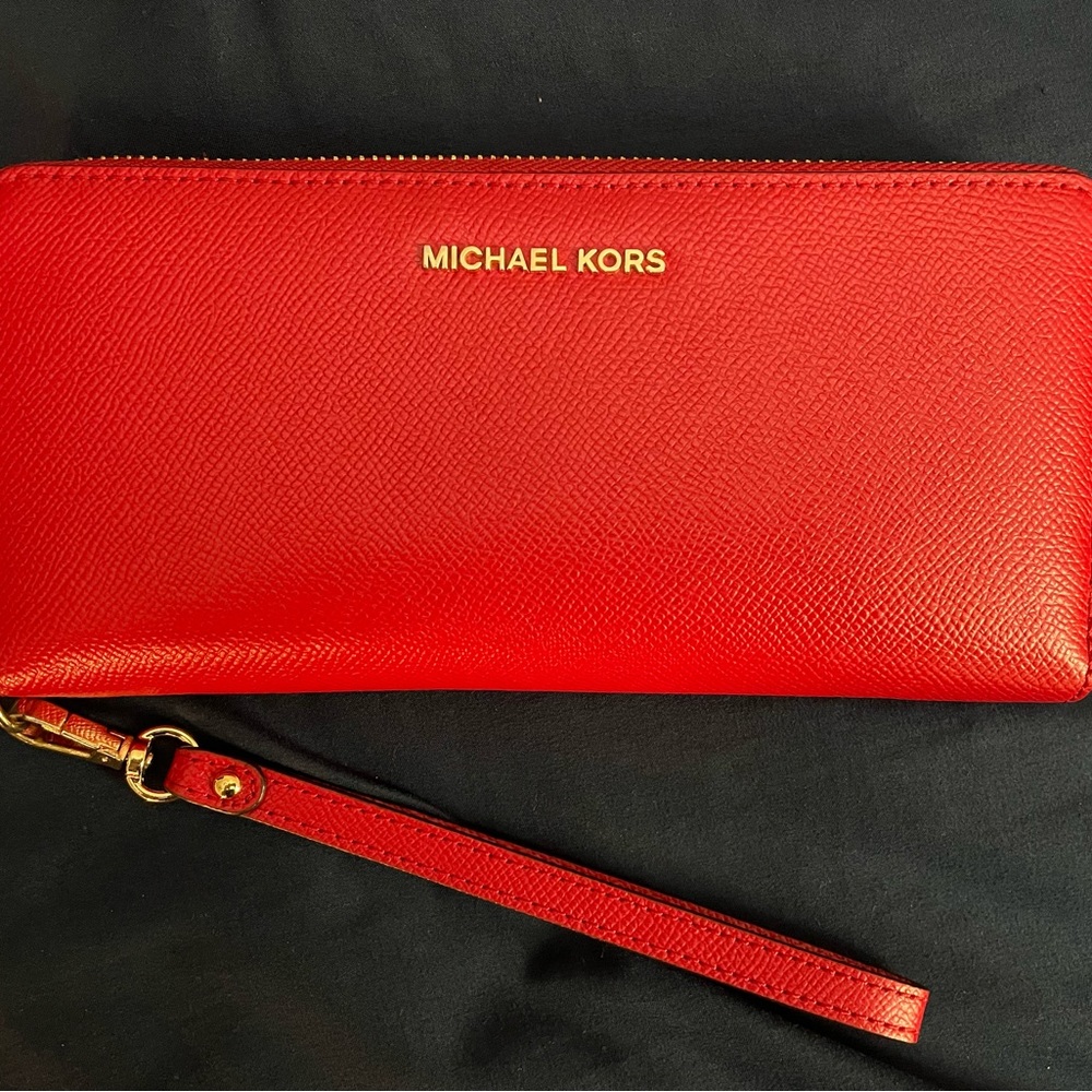 Large Logo Continental Wallet